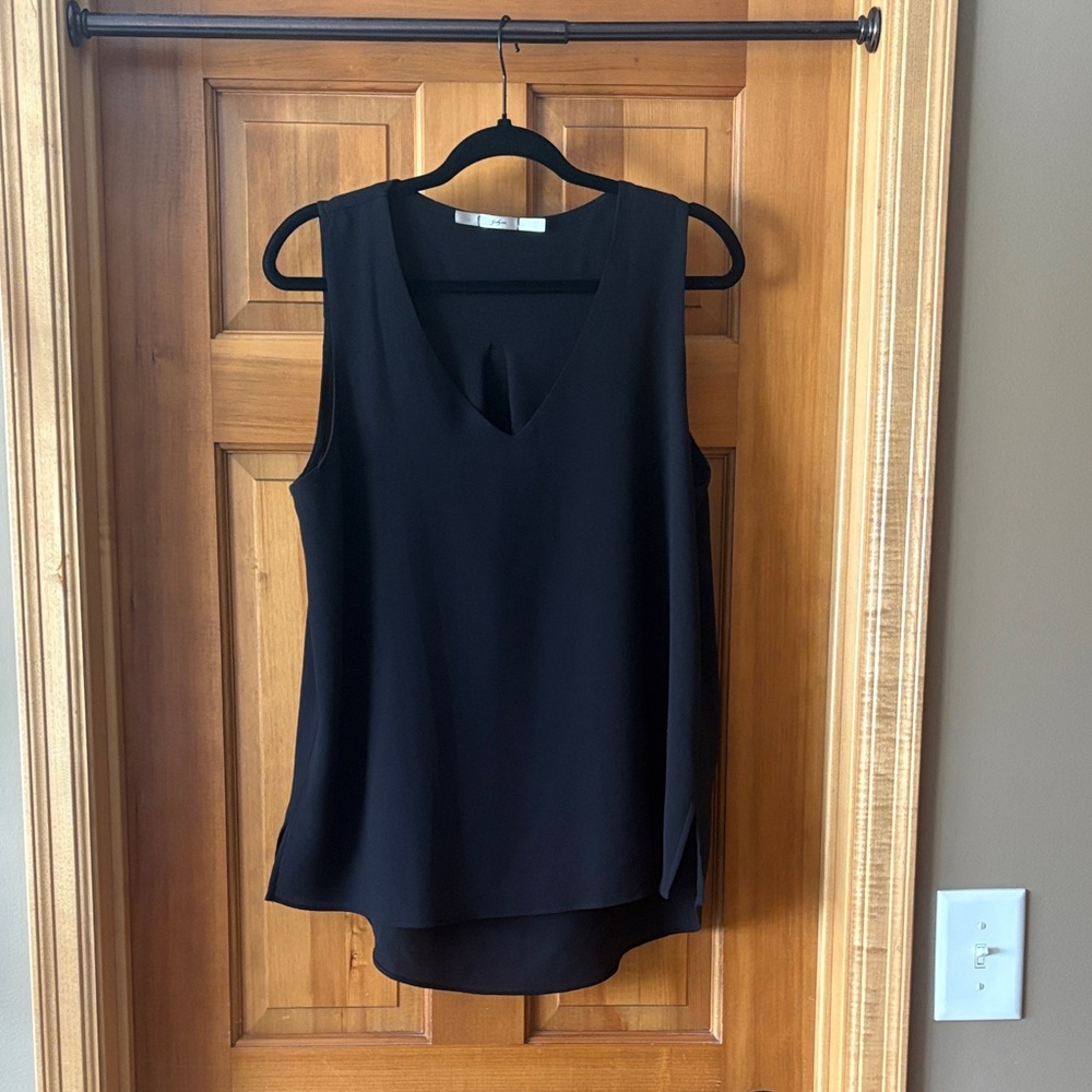 Black Sleeveless Top